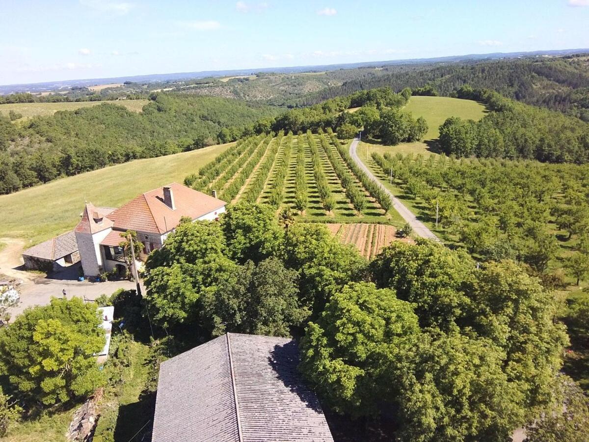 Gite De Coustals Thézac Exterior foto